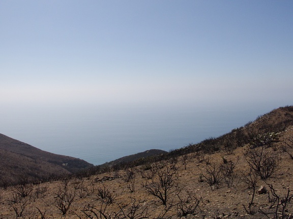view-south-to-ocean-Chumash-Trail-water-vapor-no-pollution-2014-02-25-IMG 3211