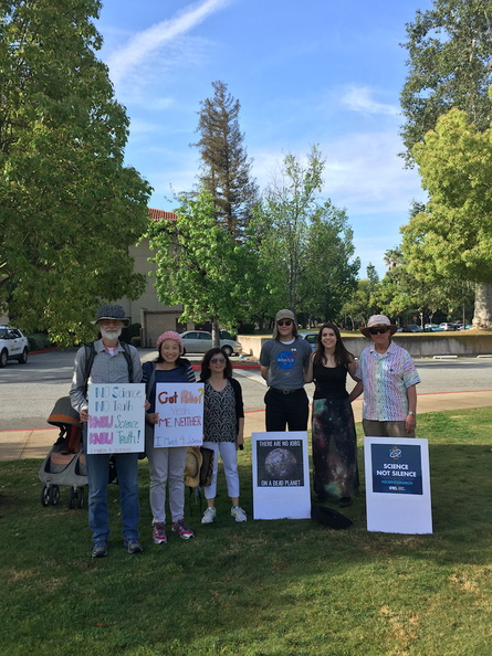 Moorpark-on-the-March-for-Science-wuth-brain-caps-Pasadena-2017-04-22-IMG_7154.jpg