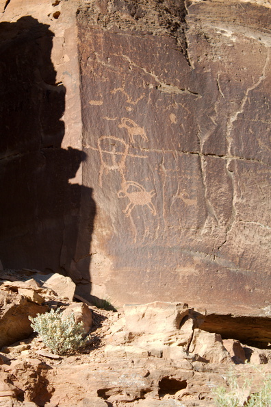 petroglyphs-Daddy-Canyon-Nine-Mile-Canyon-Uintas-2016-11-07-IMG_3538.jpg