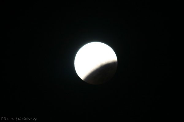 lunar-eclipse-earth-shadow-air-img_4676.jpg